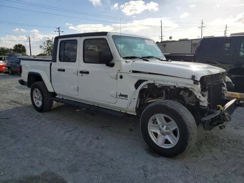 2022 Jeep Gladiator, VIN 1C6JJTAM2NL126572. Фото 4 из 6 с аукциона Copart. Каталог авто из США OpenDataCar.