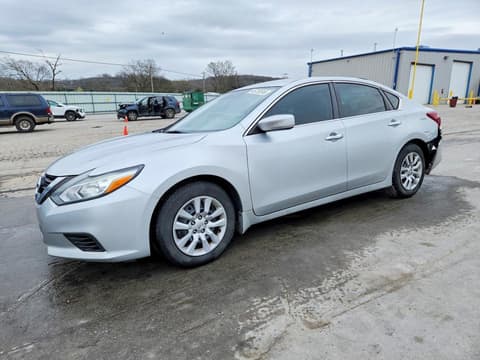 2018 Nissan Altima, VIN 1N4AL3AP7JC220525. Фото 1 з 6 з аукціону Copart. Каталог авто зі США OpenDataCar.