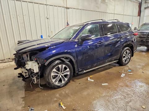 2022 Toyota Highlander, VIN 5TDGZRBH8NS246844. Фото 1 з 6 з аукціону Copart. Каталог авто зі США OpenDataCar.