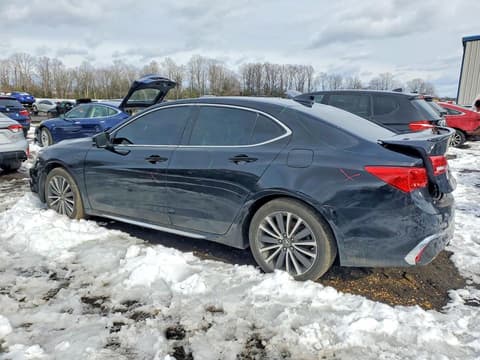 2018 Acura TLX, VIN 19UUB2F76JA003722. Фото 2 з 6 з аукціону Copart. Каталог авто зі США OpenDataCar.
