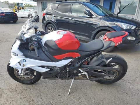 2024 Bmw S1000, VIN NY77746. Фото 3 из 6 с аукциона Copart. Каталог авто из США OpenDataCar.