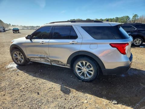 2022 Ford Explorer, VIN 1FMSK7DH8NGA75681. Фото 2 з 6 з аукціону Copart. Каталог авто зі США OpenDataCar.