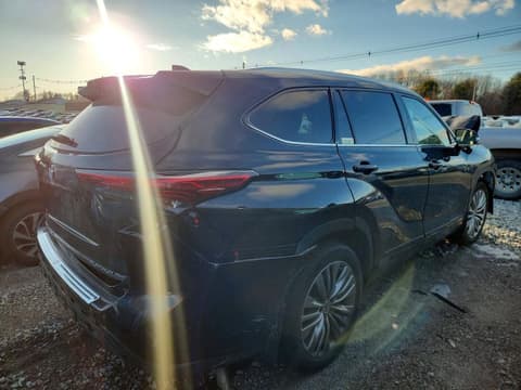 2021 Toyota Highlander, VIN 5TDFZRBH6MS113431. Фото 3 з 6 з аукціону Copart. Каталог авто зі США OpenDataCar.