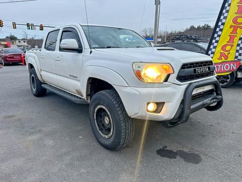 2013 Toyota Tacoma, VIN 3TMLU4EN6DM118330. Фото 1 з 6 з аукціону Copart. Каталог авто зі США OpenDataCar.