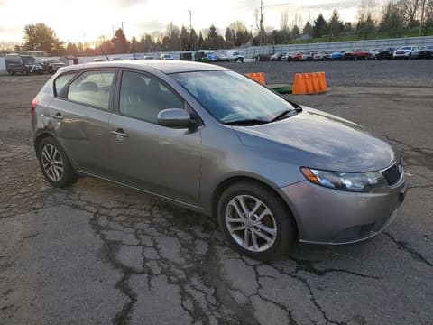 2012 Kia Forte, VIN KNAFU5A23C5496170. Фото 4 з 6 з аукціону Copart. Каталог авто зі США OpenDataCar.