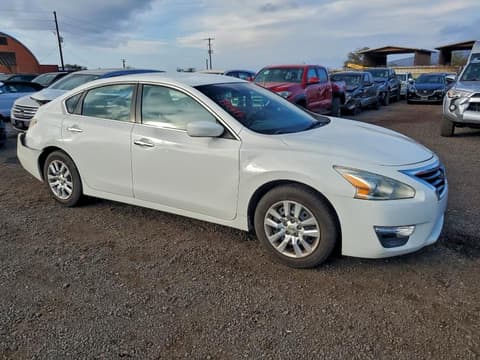 2015 Nissan Altima, VIN 1N4AL3AP5FN399580. Фото 4 з 6 з аукціону Copart. Каталог авто зі США OpenDataCar.