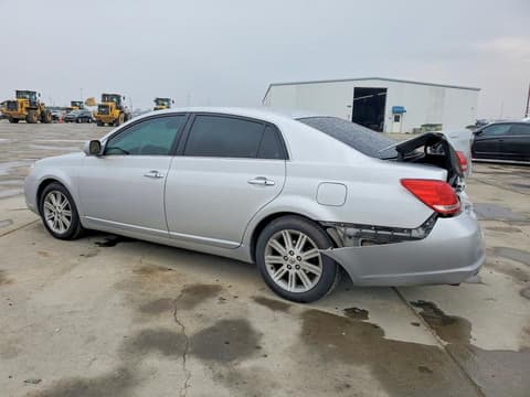 2005 Toyota Avalon, VIN 4T1BK36B75U046952. Фото 2 з 6 з аукціону Copart. Каталог авто зі США OpenDataCar.