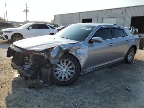 2014 Chrysler 300, VIN 2C3CCAAG0EH365176. Фото 1 з 6 з аукціону Copart. Каталог авто зі США OpenDataCar.