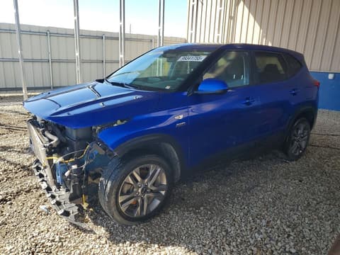 2021 Kia Seltos, VIN KNDEPCAA4M7140348. Фото 1 з 6 з аукціону Copart. Каталог авто зі США OpenDataCar.