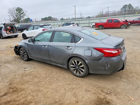 2017 Nissan Altima, VIN 1N4AL3AP1HC232115. Фото 2 з 6 з аукціону Copart. Каталог авто зі США OpenDataCar.