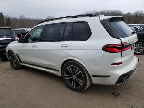 2024 Bmw X7, VIN 5UX23EM05R9V36134. Фото 2 з 6 з аукціону Copart. Каталог авто зі США OpenDataCar.
