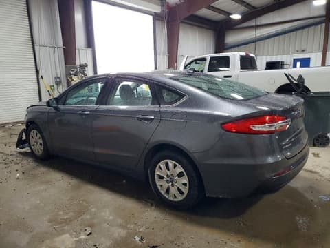 2020 Ford Fusion, VIN 3FA6P0G74LR106115. Фото 2 из 6 с аукциона Copart. Каталог авто из США OpenDataCar.