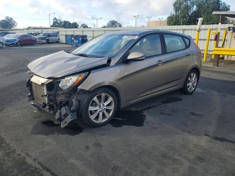 2013 Hyundai Accent, VIN KMHCU5AEXDU138129. Zdjęcie 1 z 6 z aukcji Copart. Katalog aut z USA OpenDataCar.