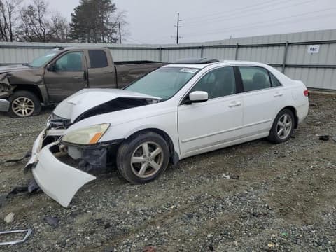 2004 Honda Accord, VIN 1HGCM56824A034664. Фото 1 з 6 з аукціону Copart. Каталог авто зі США OpenDataCar.