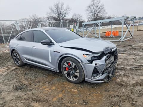 2022 Audi e-tron Sportback, VIN WA12AAGE6NB003570. Фото 4 из 6 с аукциона Copart. Каталог авто из США OpenDataCar.