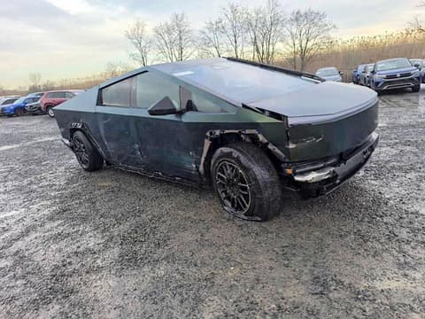 2024 Tesla Cybertruck, VIN 7G2CEHED8RA028338. Фото 3 из 6 с аукциона Copart. Каталог авто из США OpenDataCar.
