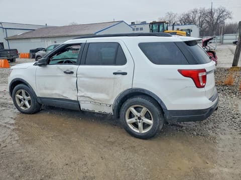 2018 Ford Explorer, VIN 1FM5K8B81JGA65462. Фото 2 з 6 з аукціону Copart. Каталог авто зі США OpenDataCar.