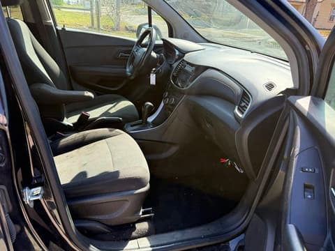 2020 Chevrolet Trax, VIN KL7CJKSBXLB085648. Фото 5 з 6 з аукціону Copart. Каталог авто зі США OpenDataCar.