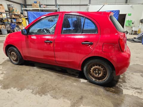 2015 Nissan Micra, VIN 3N1CK3CP4FL267500. Фото 2 з 6 з аукціону Copart. Каталог авто зі США OpenDataCar.