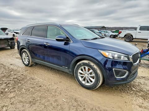 2017 Kia Sorento, VIN 5XYPGDA5XHG314255. Фото 4 з 6 з аукціону Copart. Каталог авто зі США OpenDataCar.