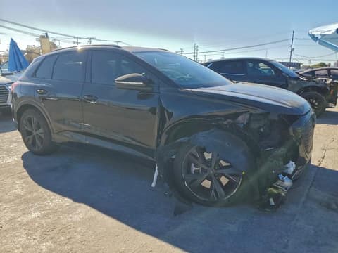 2024 Audi Q4 e-tron, VIN WA1KUBFZ7RP053582. Фото 4 з 6 з аукціону Copart. Каталог авто зі США OpenDataCar.