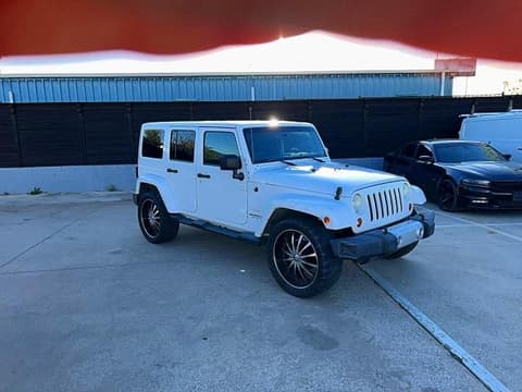 2013 Jeep Wrangler Unlimited, VIN 1C4BJWEG1DL677366. Фото 1 з 6 з аукціону Copart. Каталог авто зі США OpenDataCar.