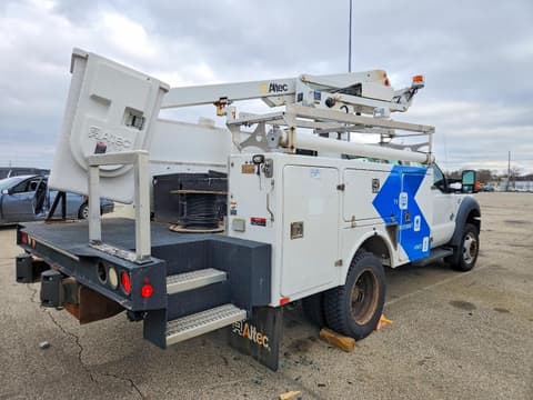 2015 Ford F-450 Super Duty, VIN 1FDUF4GT7FEB05665. Фото 3 из 6 с аукциона Copart. Каталог авто из США OpenDataCar.