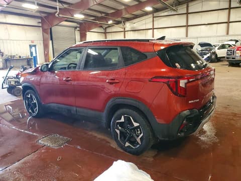 2025 Kia Seltos, VIN KNDEUCAA1S7789188. Фото 2 з 6 з аукціону Copart. Каталог авто зі США OpenDataCar.