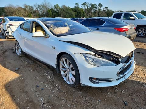 2013 Tesla Model S, VIN 5YJSA1CN5DFP27337. Фото 4 з 6 з аукціону Copart. Каталог авто зі США OpenDataCar.