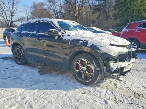 2022 Alfa romeo Stelvio, VIN ZASPAKBN5N7D37530. Фото 4 з 6 з аукціону Copart. Каталог авто зі США OpenDataCar.