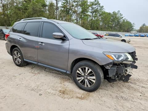 2017 Nissan Pathfinder, VIN 5N1DR2MN1HC667738. Фото 4 з 6 з аукціону Copart. Каталог авто зі США OpenDataCar.