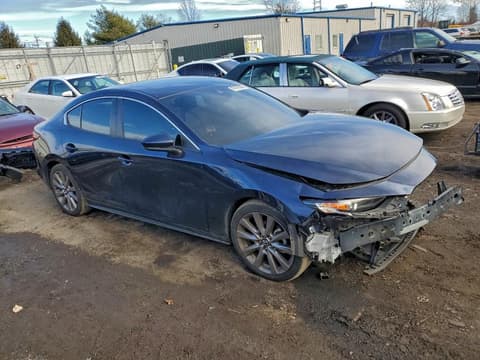 2021 Mazda 3, VIN JM1BPACL3M1334815. Фото 4 з 6 з аукціону Copart. Каталог авто зі США OpenDataCar.