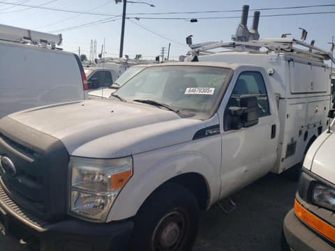 2013 Ford F-350, VIN 1FDRF3A69DEB92369. Фото 1 з 6 з аукціону Copart. Каталог авто зі США OpenDataCar.