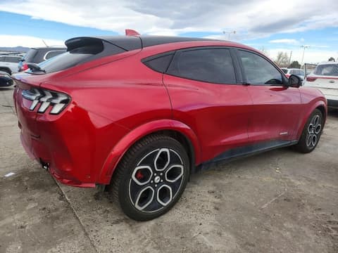 2021 Ford Mustang Mach-E, VIN 3FMTK4SE8MME01043. Фото 3 з 6 з аукціону Copart. Каталог авто зі США OpenDataCar.