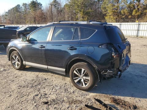 2018 Toyota RAV4, VIN 2T3RFREV7JW742939. Фото 2 з 6 з аукціону Copart. Каталог авто зі США OpenDataCar.