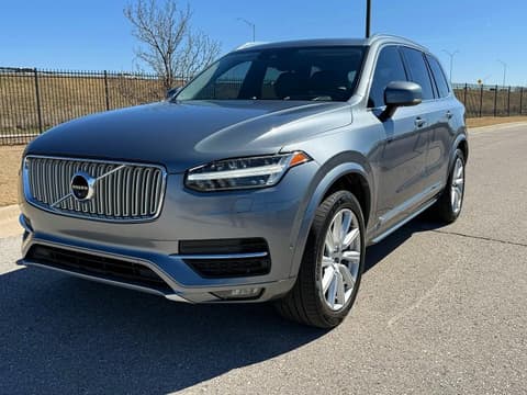 2016 Volvo XC90, VIN YV4A22PL2G1034517. Фото 2 з 6 з аукціону Copart. Каталог авто зі США OpenDataCar.
