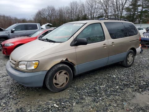 2000 Toyota Sienna, VIN 4T3ZF13C2YU276799. Фото 1 з 6 з аукціону Copart. Каталог авто зі США OpenDataCar.