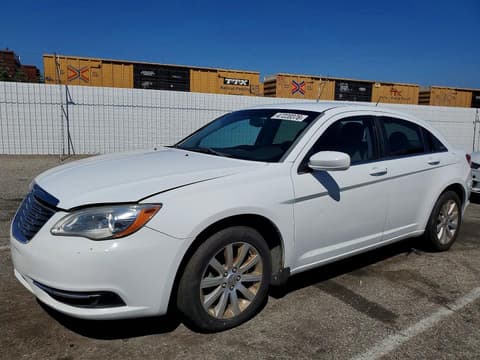 2013 Chrysler 200, VIN 1C3CCBBB1DN539741. Zdjęcie 1 z 6 z aukcji Copart. Katalog aut z USA OpenDataCar.