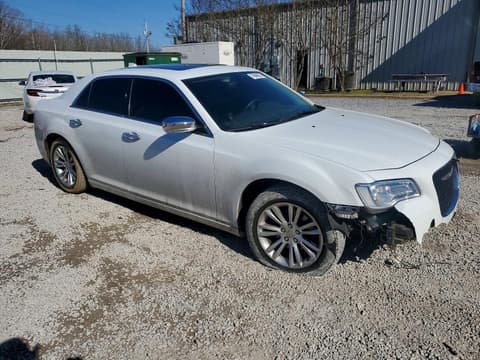 2016 Chrysler 300, VIN 2C3CCAEG7GH334245. Фото 4 из 6 с аукциона Copart. Каталог авто из США OpenDataCar.