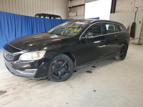 2017 Volvo V60, VIN YV140MEK3H1335501. Фото 1 з 6 з аукціону Copart. Каталог авто зі США OpenDataCar.