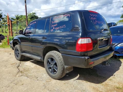 2001 Lexus LX 470, VIN JTJHT00W613501597. Фото 2 з 6 з аукціону Copart. Каталог авто зі США OpenDataCar.