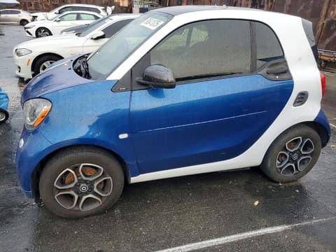 2016 Smart Fortwo, VIN WMEFJ5DAXGK055451. Фото 1 з 6 з аукціону Copart. Каталог авто зі США OpenDataCar.