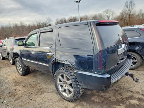 2007 Cadillac Escalade, VIN 1GYFK63887R195872. Фото 2 из 6 с аукциона Copart. Каталог авто из США OpenDataCar.