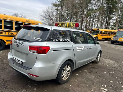 2017 Kia Sedona, VIN KNDMA5C15H6291670. Фото 4 з 6 з аукціону Copart. Каталог авто зі США OpenDataCar.