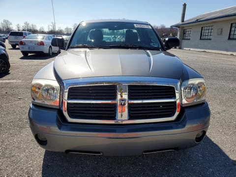 2005 Dodge Dakota, VIN 1D7HW42N15S133627. Фото 5 из 6 с аукциона Copart. Каталог авто из США OpenDataCar.