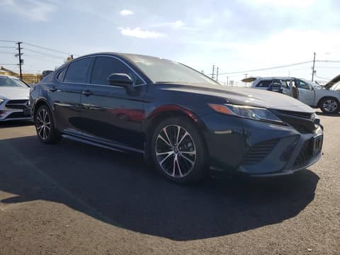 2018 Toyota Camry, VIN 4T1B11HK0JU674768. Фото 4 з 6 з аукціону Copart. Каталог авто зі США OpenDataCar.