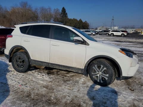 2017 Toyota RAV4, VIN 2T3ZFREV3HW356920. Фото 4 з 6 з аукціону Copart. Каталог авто зі США OpenDataCar.