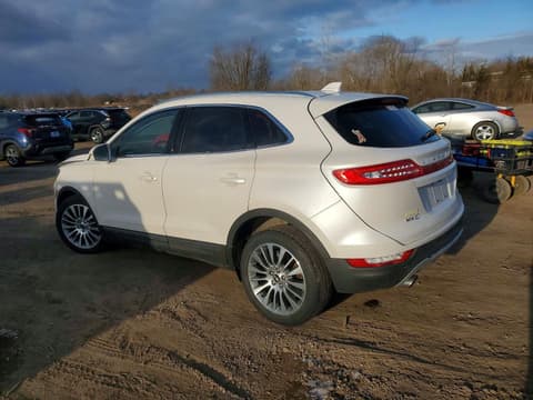 2017 Lincoln MKC, VIN 5LMCJ3C93HUL09268. Фото 2 з 6 з аукціону Copart. Каталог авто зі США OpenDataCar.