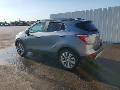 2020 Buick Encore, VIN KL4CJESB3LB048505. Фото 2 з 6 з аукціону Copart. Каталог авто зі США OpenDataCar.