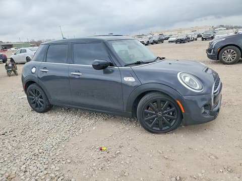 2021 Mini Cooper, VIN WMWXU9C07M2M92424. Фото 4 з 6 з аукціону Copart. Каталог авто зі США OpenDataCar.